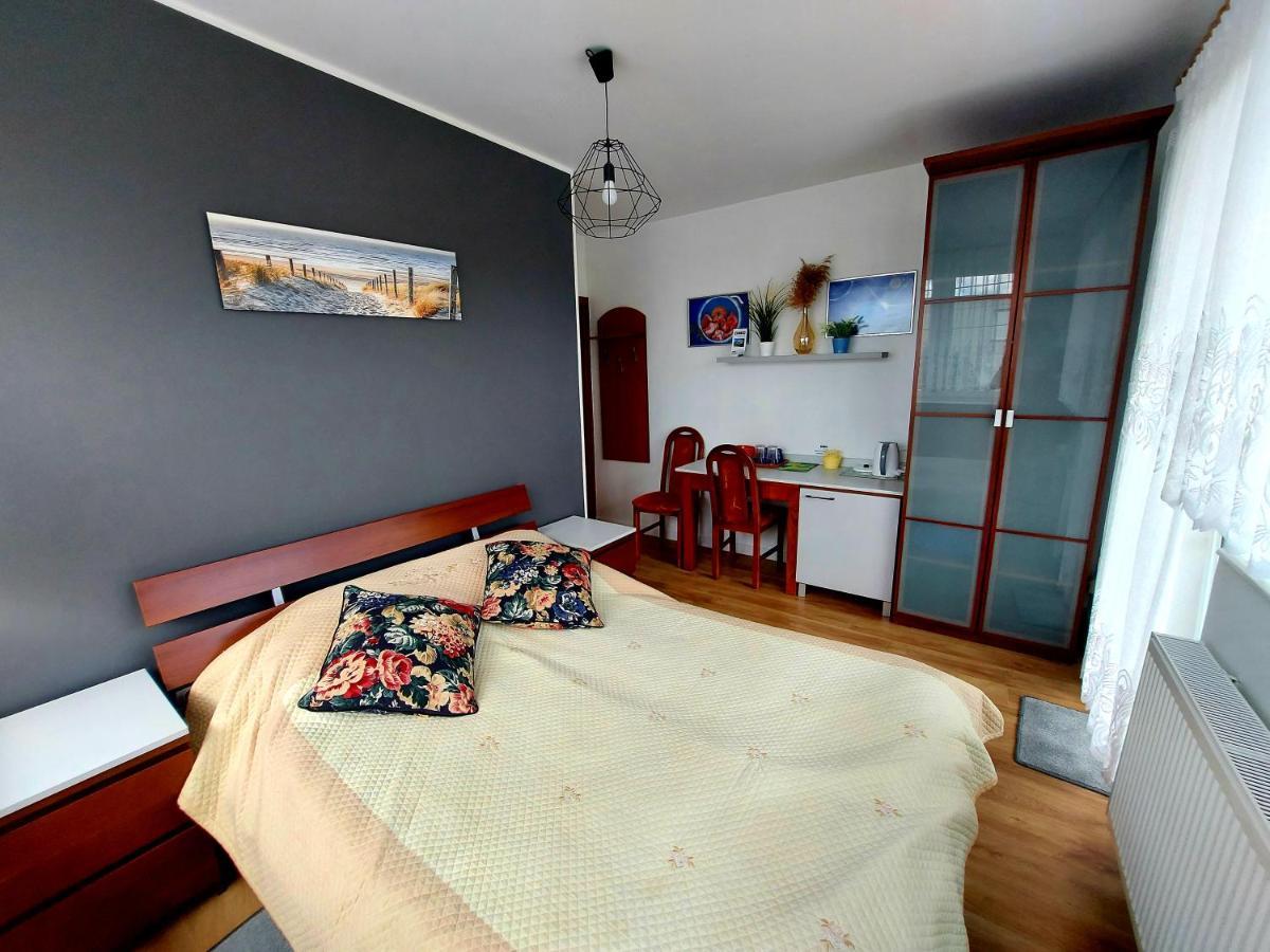 Dom U Artura Apartment Wladyslawowo Exterior photo